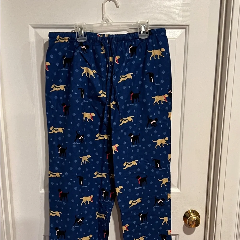 L.L. Bean Light Blue and Navy Pajama Set - Picture 6 of 10